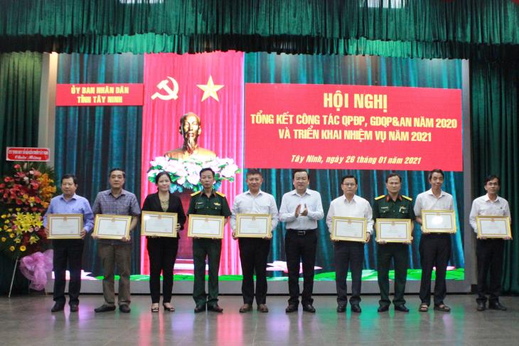 UBND tỉnh Tây Ninh tổ chức tổng kết nhiệm vụ quốc phòng địa phương, giáo dục quốc phòng và an ninh năm 2020